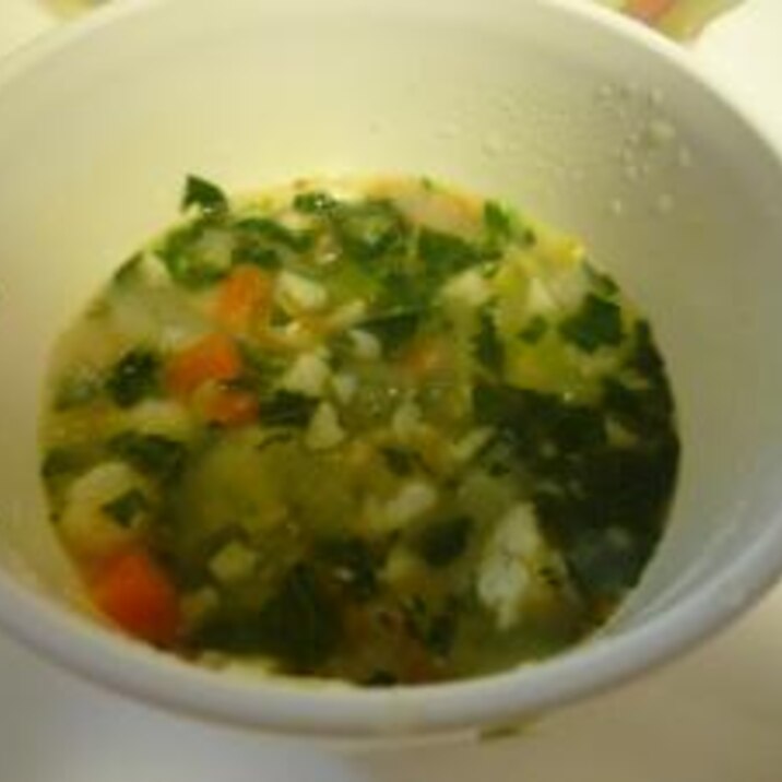 ＜離乳食＞かれいと野菜のコンソメスープ